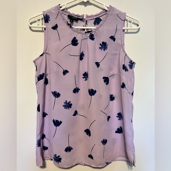 Talbots Petites Light Lavender Shell with Navy Floral Print Women's Size 2P - Picture 1 of 6